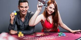 oyo99 slot app interface showing sportsbook, live dealers, and slots categories